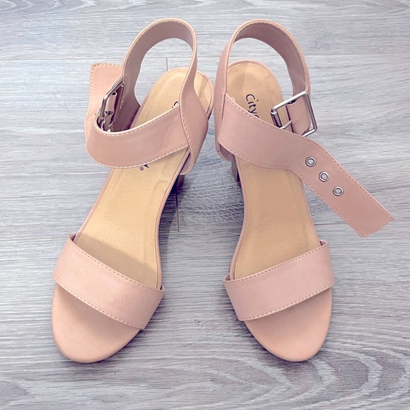 CITY CLASSIFIED Women's Casual Nude Sandals - Picture 2 of 4
